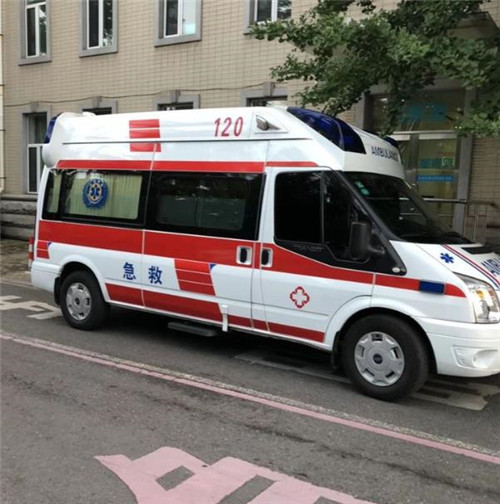 迎江选择我们的救护车出租,开启安心转院之旅